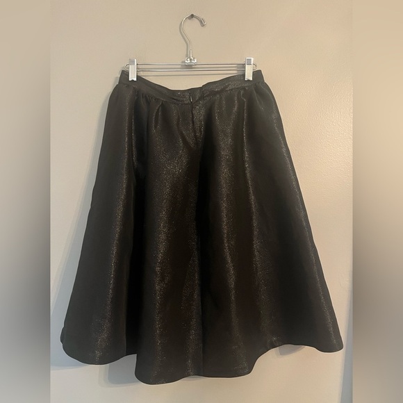 CeCe Black Metallic Shimmer Lurex Flare Skirt Size 0 - Picture 2 of 10